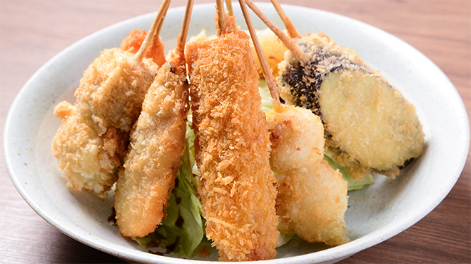 大阪屋 - メイン写真:串カツ盛り合わせ