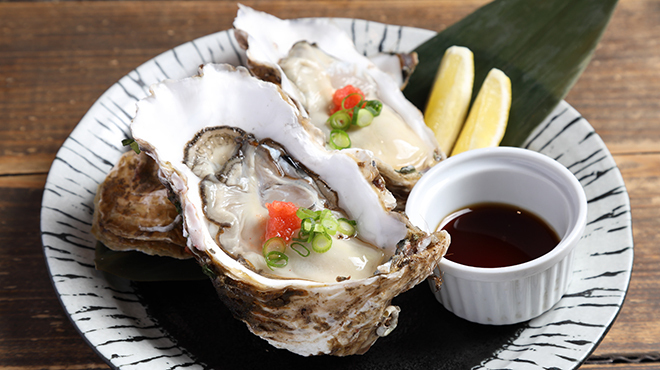 貝だらけ - メイン写真:生ガキ