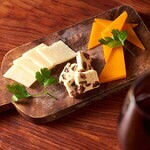 調布ワインバルBiBBER - メイン写真: