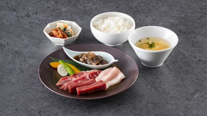 焼肉トラジ - メイン写真: