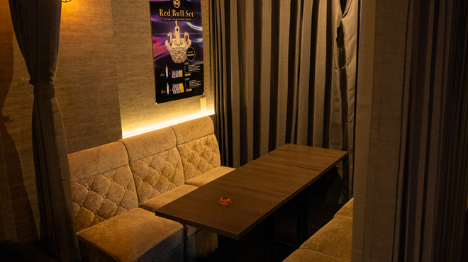 DINING BAR LIBERTY - メイン写真:
