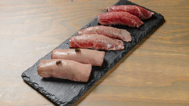 焼肉上畜 - メイン写真: