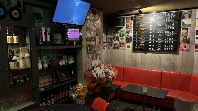 昭和歌謡BAR ザベストテン - メイン写真: