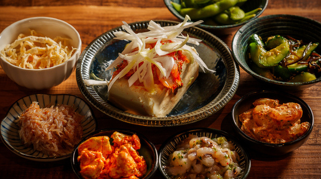 お通しおでん食べ放題 1口手羽先 手羽ヤロウ - メイン写真: