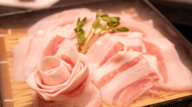 純血統うるまアグーしゃぶしゃぶ金とん - メイン写真: