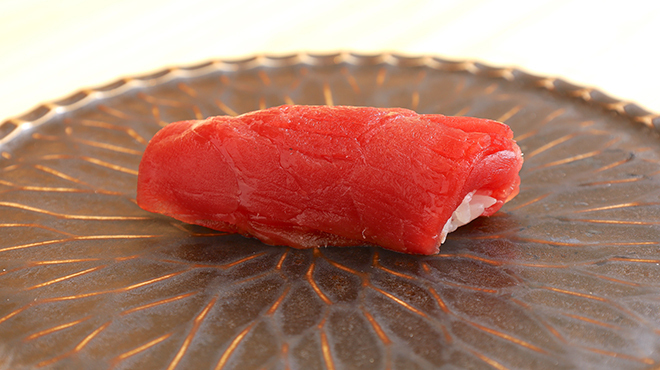 すし しぶや - メイン写真:マグロのにぎり0214