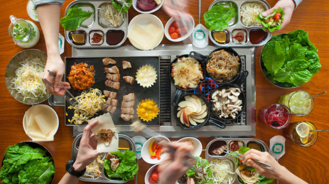 サムギョプサルと韓国屋台ベジテジや - メイン写真: