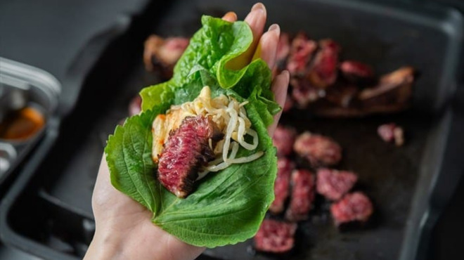 サムギョプサルと韓国屋台ベジテジや - メイン写真: