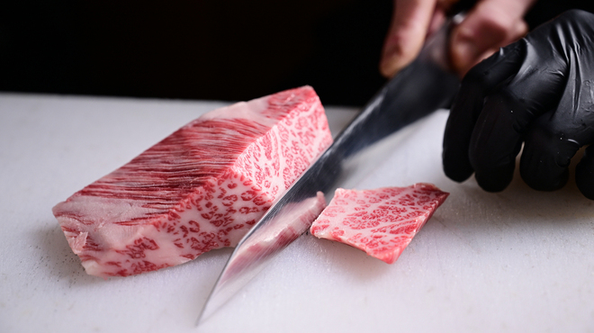 炭火焼肉寅二郎 - メイン写真: