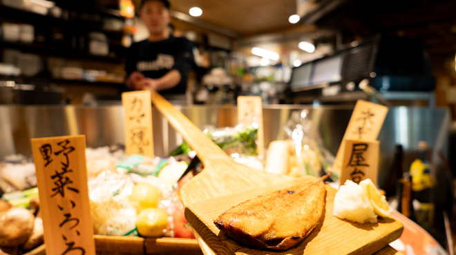 炉端のじんべえ - メイン写真: