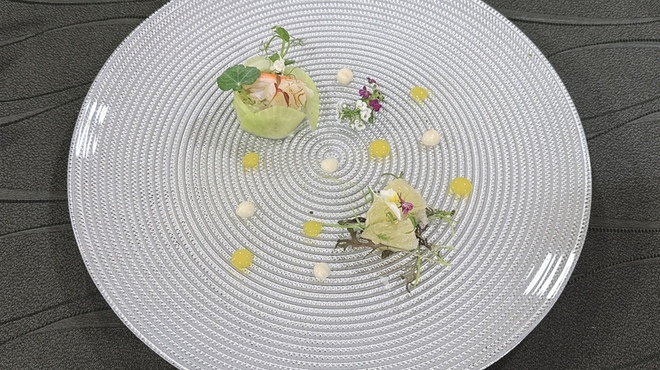 イタリア料亭 伊和桜 - 料理写真:北海道帆立貝柱とズワイガニのタルターレ 根セロリと金柑のソース