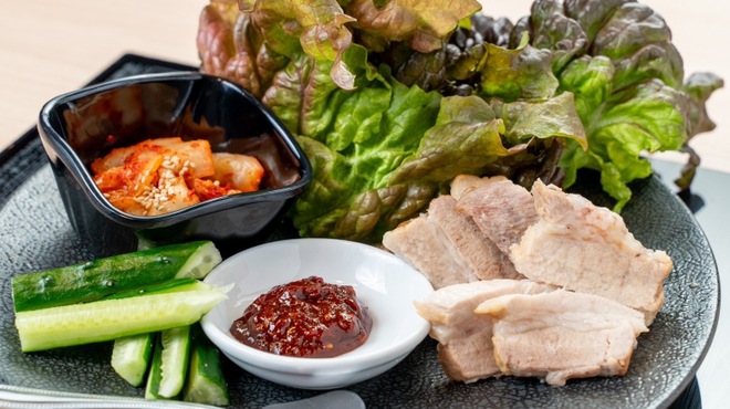 한국 dining 닭한마리 연구소