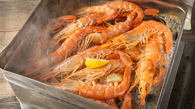 えびと馬肉と日本酒の居酒屋 - メイン写真: