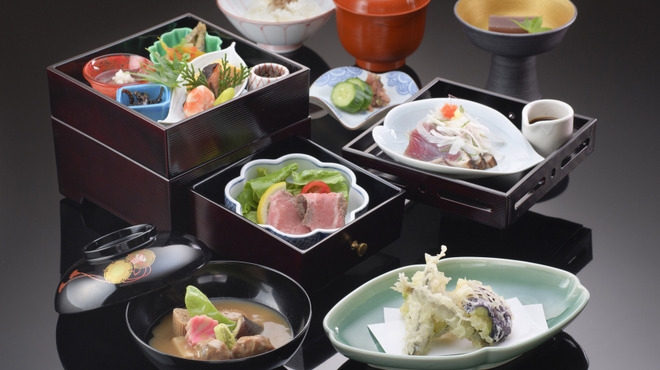 料理旅館 金沢茶屋 - 料理写真:一楽