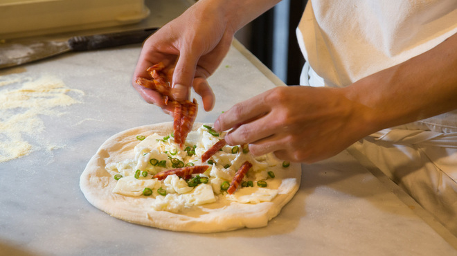 ピッツェリア テルツォ オケイ - メイン写真: