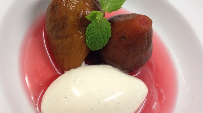 夏目亭 - 料理写真:黒イチジクのコンポート バニラアイス添え