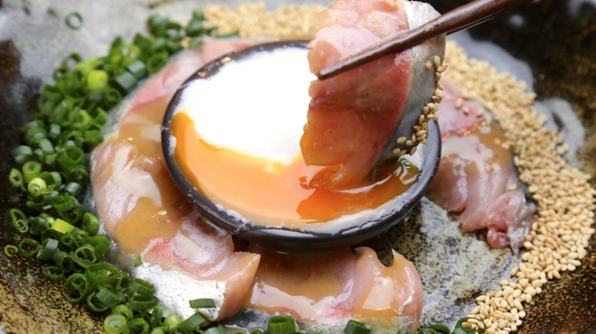 餃子 もつ鍋 鉄板焼肉 うどん 博多どんたく - メイン写真: