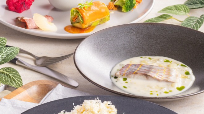 SOMEWHERE RESTAURANT & BAR - 料理写真: