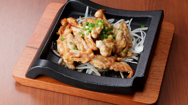 バラ焼き専門店炭火焼鳥わだち - メイン写真: