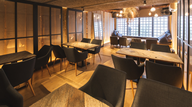 ル グルトン - メイン写真: