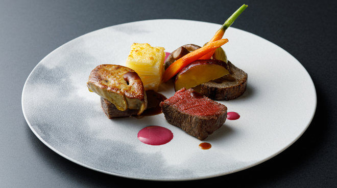 ルアン - 料理写真:有田焼の器でご提供いたします。