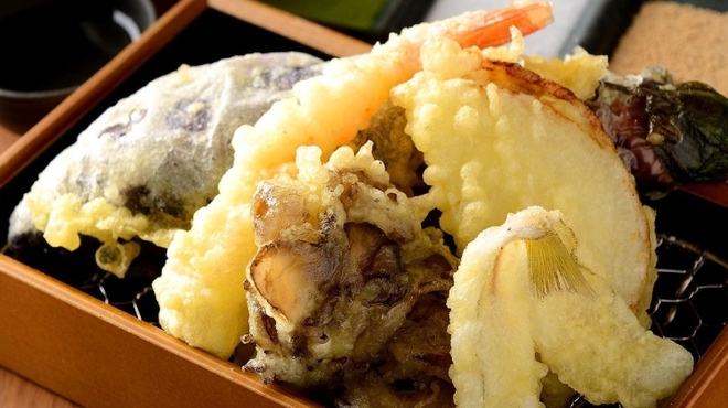 天ぷら 海鮮 地酒 弥栄 - メイン写真: