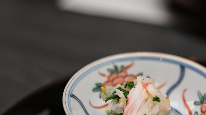 羽衣 - 料理写真:"八寸（はつすん）"風（ふう）の【冷盤（さきづけ）】、"蠘醋（かにす）"
