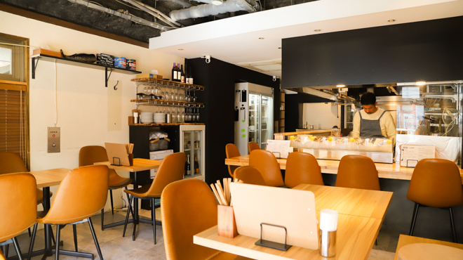 OYSTER&SEAFOOD LiO - メイン写真: