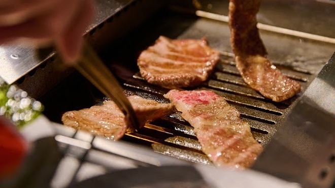 新宿焼肉 ホルモンいのうえ - メイン写真: