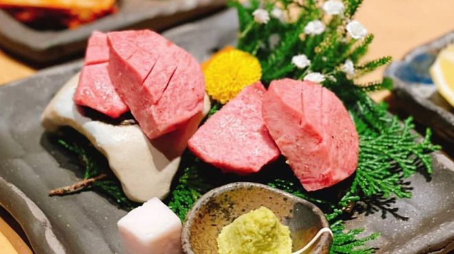 吟味屋 - メイン写真: