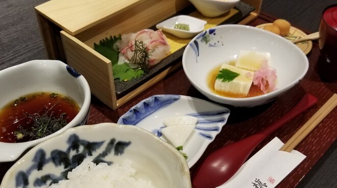 鯛めし槇 - メイン写真: