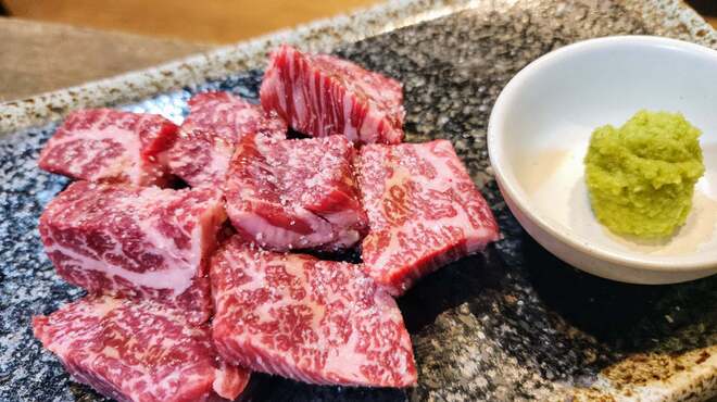 塩ホルモンさとう - メイン写真: