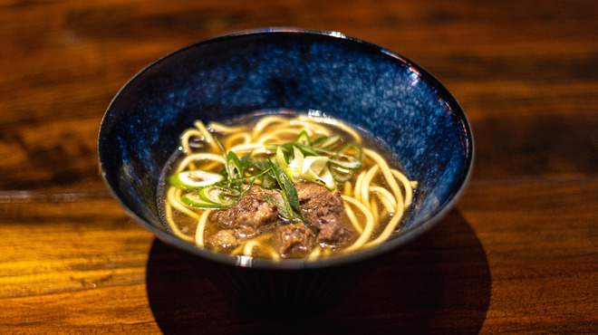 沖縄居酒屋ゆたしく - メイン写真: