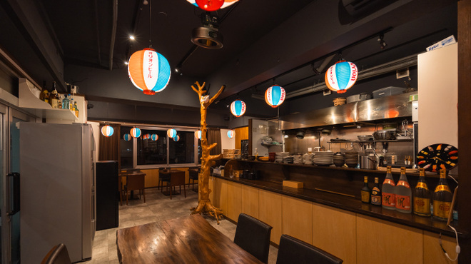 沖縄居酒屋ゆたしく - メイン写真: