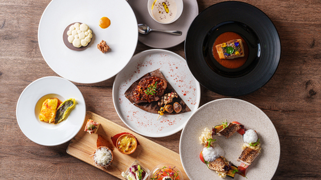 restaurant GRILL TABLE with SKYBAR - メイン写真: