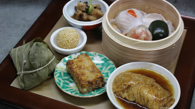 Raofu Tsai Orchid Cort Ten