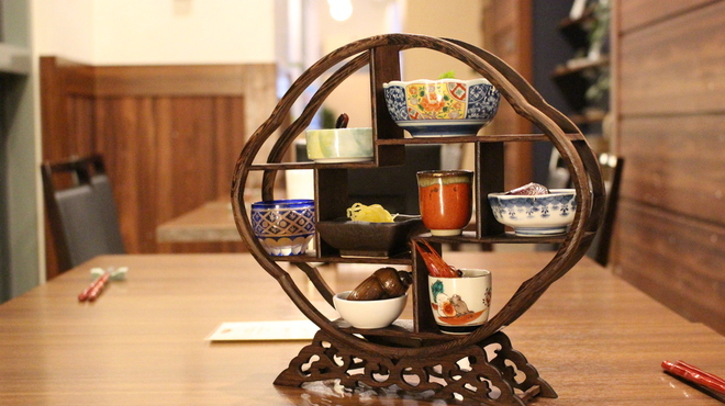 Raofu Tsai Orchid Cort Ten