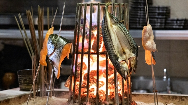 炭と海鮮と串焼きと肴 とっとっと - メイン写真: