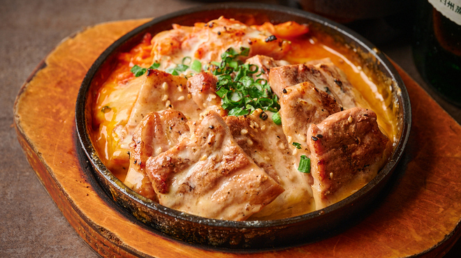 炭焼 やきとん酒場 TONTON - メイン写真: