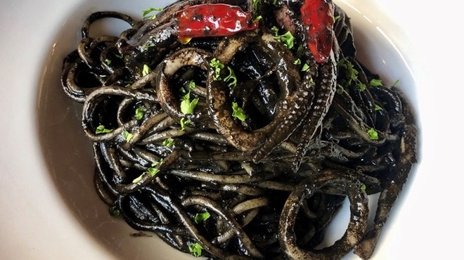 HINATA - 料理写真:イカ墨スパゲッティー