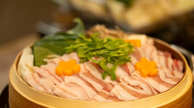 和牛もつ鍋 九州料理 椿 - メイン写真: