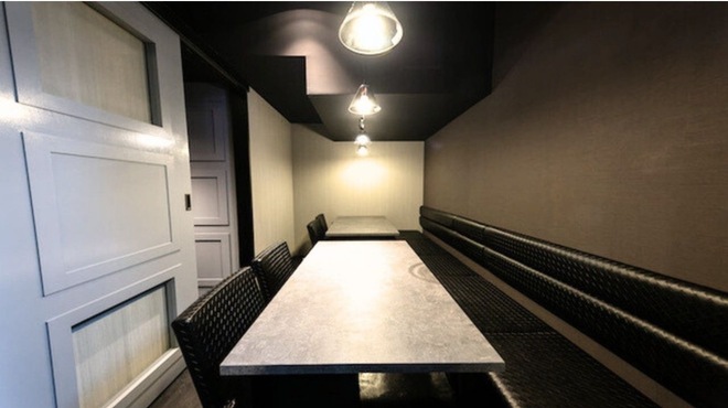 炭火焼き 牛タン酒場 いけたん - メイン写真: