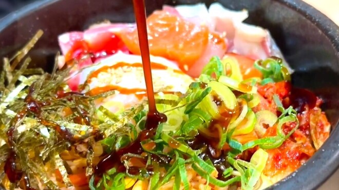 東三国 海鮮食堂 おーうえすと - メイン写真: