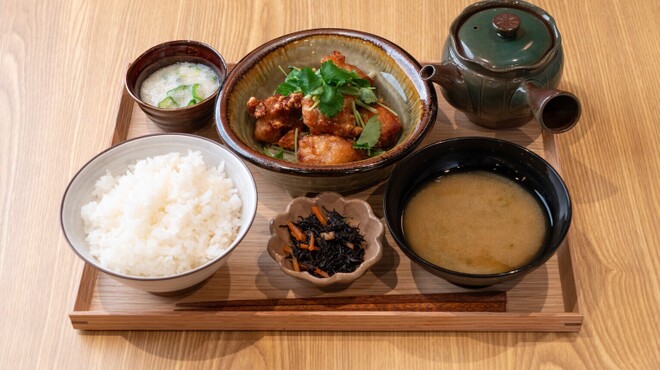 土鍋ご飯いくしか - メイン写真: