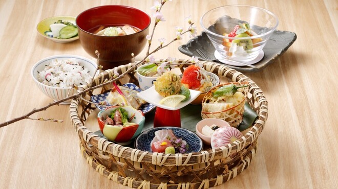 和酒と和談 かこみ料理 醍庵 - メイン写真: