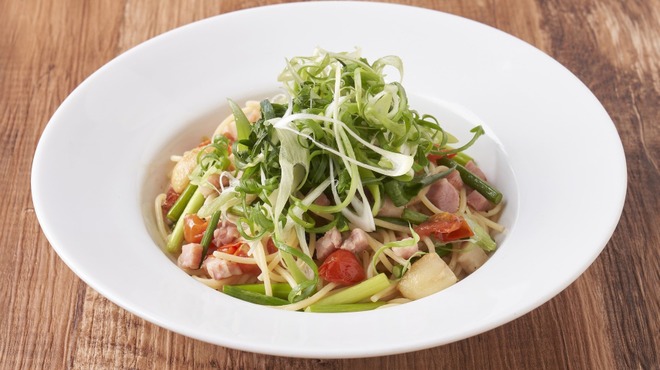 カプリチョーザ トマト＆ガーリック - メイン写真: