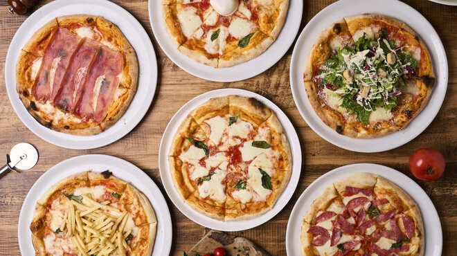 カプリチョーザ トマト＆ガーリック - メイン写真: