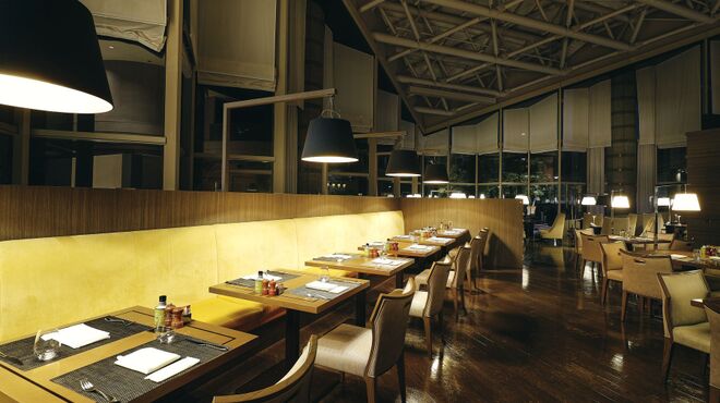 Lounge & Dining G - メイン写真: