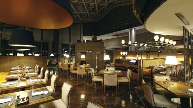 Lounge & Dining G - メイン写真: