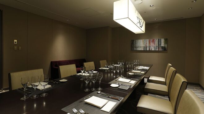 Lounge & Dining G - メイン写真: